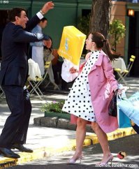 " Ради него героиня Шарлотта приняла иудаизм, но завести ребенка по сюжету так и не удалось"

вообще-то удалось, и даже родить удалось