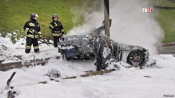 Столбы и законы физики гораздо лучше справляются с проблемой "гонщегов",чем вся "вертикаль власти",которая сажает только нищету