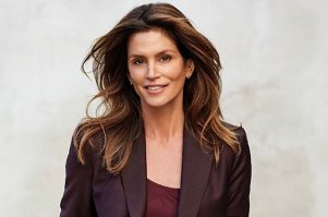 Хороша, чертовка даже сейчас
Автор, "пиши есчо"