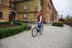я вообщет с Мюнхена. с ним и сравниваю.
в Москве был один раз в диком детстве и ничего толком не помню.
по поводу полскогастеров - зачем мне врать???
по поводу отреставрировано - поставлю тебе сюда фото из этого же поста.
эти зассаные углы называются чистыми и отреставрированными???
мне очень тогда жаль то, с чем вы сравниваете...