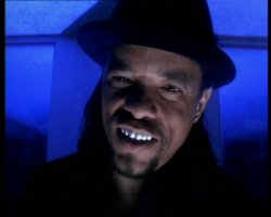 Напомнило старый добрый  фильм. К то видел, тот в курсе