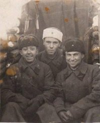 18-ти летний Юрий Никулин во время Во время советско-финской войны. СССР, 1940 г.