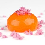 Может быть красиво и вкусно. С альгинатом натрия можно делать блюда с плотной оболочкой и жидкой начинкой, при том из любых продуктов: овощей, фруктов, мяса и т.д. Наверное основной компонент в молекулярной кулинарии (гуглите сферификация).