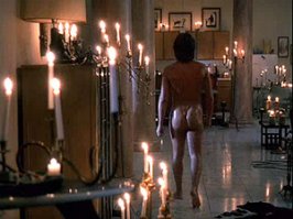 Хожу тёмной ночью при полной луне ,
Не спится , не спится , не спиться бы мне ....