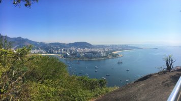 Зимой надо ходить на пляжи г. Рио-де-Жанейро