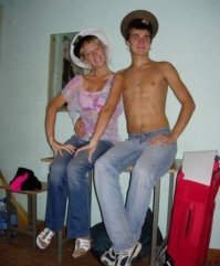 Тут с руками вообще такой писец происходит!