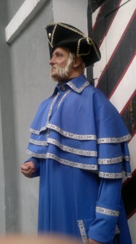 и я там был... мёд-пиво пил.