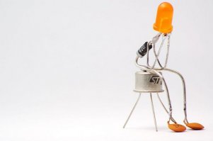 Я на работе примерно такого сделал. Только МУЖИКА.