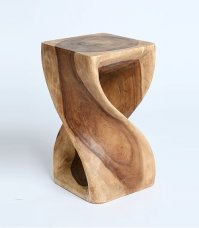  30 оригинальных стульев и кресел