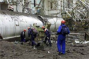 буран под развалинами рухнувшего МИКа