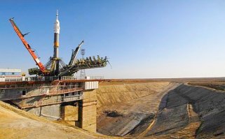 *Протон* на Стартовом Комплексе,*Союз* на стартовом комплексе(Гагаринский Старт*,транспортировка *Союза* на СК