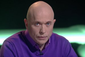 Хорошая экранизация. Смотреть я её, конечно, не буду.