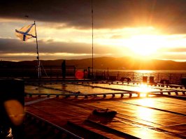 Автор, удали последнюю и добавь фоток)))