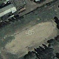 А вообще вот это красивое последнее фото - снято вообще в Кыргызстане.   Робинзон 9 лет ходил и не замечал домов около своей надписи ?