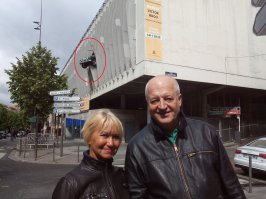 "Ягуар" на парковке в Бордо. Франция.