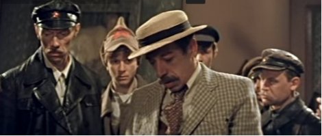 А где-Е???
Павлик.
"Полный компресс. Это Я вам говорю."
(фильм "Шестой")
Затмил даже Главного героя (Сергей Никоненко)