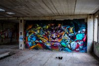 Недостроенное здание во Владивостоке, расположенное по адресу Ватутина, 27