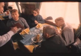 - У нас в столовке хорошую оливье давали... много...