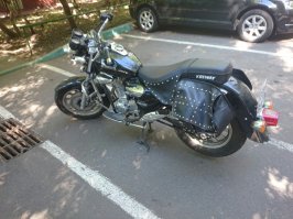 А это мой. В Москве хватает такого... кстати, кому надо, отдам за 50к. Хранить теперь негде его, пока под крышей подъезда стоит.