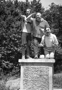 Хочу такие кеды, как у Никулина. Верните советские кеды!