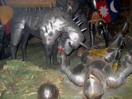 Одна компания из Японии создает самурайскую броню для кошек и собак