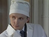 Он живет под чужими именами