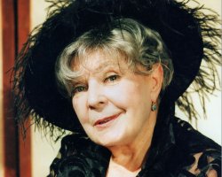 Топ-5 красоток советского кино