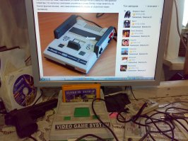 Ну кому и бит 90-х, а у меня внуки до сих пор в танчики  гоняют. За грязный "Денди" не позорьте, это ироды малолетние виноваты.  Как с улицы с грязными руками придут, так и хватаются за приставку! Ну не лупить же 6-летних оболтусов.