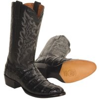 У нас бы крокодилы неделю продержались. На Волге быстро крокодилов извели.)))))