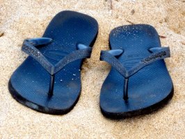 Как ни крути, а вьетнамки это... :)Ну вот так, как-то...:)