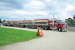 В Австралии грузовые "поезда" уже несколько десятилетий ездят по виртуальным рельсам.