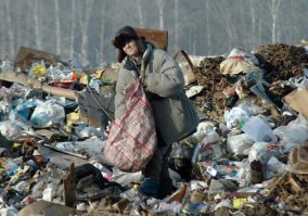 Я был в Индии, замечательная страна. С удовольствием съезжу ещё раз  :)  А фотки с нищетой и мусором где угодно можно наснимать.