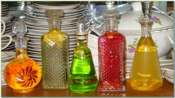 одна перегонка
отбор голов и хвостов
чистейший продукт практически без запаха 
крепость 80 градусов
--------------
далее-настаивание на чём угодно не менее двух недель