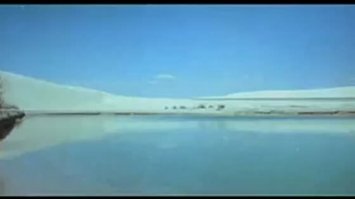 22 раза ходил, было мне тогда 12 лет. Фильм досих пор в коллекции, знаю наизусть, но белые пески в начале, это ммммммммм.......
И Крис там, вааще чувак крутой!!!