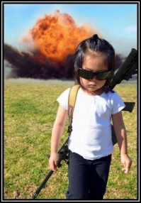 Слыхал ещё такую байку.
Ставишь на пол миску с чем-нибудь вкусненьким. Громко говоришь: Я ушёл в кино, вернусь часа через три. И хлопаешь дверью. Через пять минут заходишь обратно, а они уже все в миске сидят. Ну и......