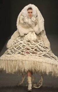 Это сейчас носить, в июне )