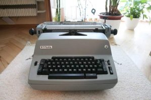 Жизнь офисных работников в 90-е