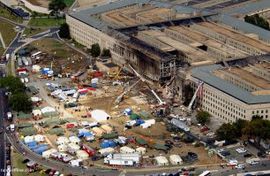 Поддерживаю автора. 
Добавлю, что в истории 9/11 действительно много чего "притянуто за уши" и правды нет в официальной версии. 

Взять, хотя бы, историю про падение одного из самолетов на здание Пентагона. Согласно официальной версии получается, что самолет настолько "удачно" и филигранно упал, что подпортил лишь одно внешнее здание, плюс были охвачены пожаром два пролета, остальные здания вообще не пострадали. Налицо - обман и подделка... 
Вот фото: