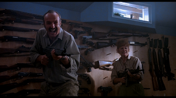 Они залезли не в тот дом...