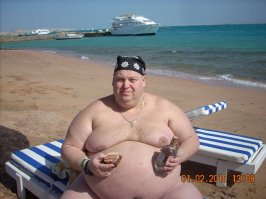 на белый хлеб и черное море (ц)

вот так твоя мечта выглядит?
