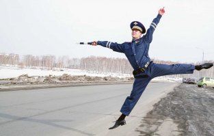 Тоже не пускаю никогда обочечников в ряд, вплоть до поста ДПС