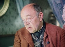 - Ипохондрия есть жестокое любострастие, которое содержит дух в непрерывном печальном положении. Тут медицина знает разные средства, лучшее из которых и самое безвредное   беседа. Слово лечит, разговор мысль отгоняет. Хотите беседовать, сударь?
- О чём?
- О чём прикажете. О войне с турками, о превратностях климата или, к примеру, о графе Калиостро.