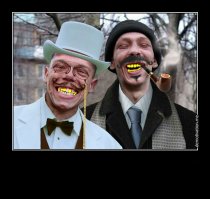 Блистательный Санкт-Петербург!

О, град Петра, мне сердцу милый,
Ты царской прихоти каприз.
Ты прозван Северной Пальмирой,
Петром любимый Парадиз!