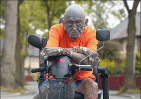 А потом пришла старость