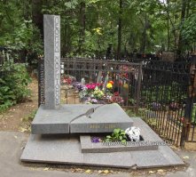 Драматическая судьба актера Леонида Харитонова : как слава сломала жизнь солдату Ивану Бровкину