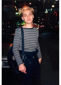 Фотка с Лоу - это НЕЧТО! Это как фото с Паттисоном в зелёном свитере