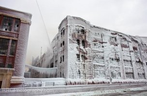 Лучше гор могут быть только... замёрзшие водопады