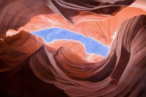 "Всего лишь дюны"
А по-моему, это Каньон антилопы, и это скалы... Нет?