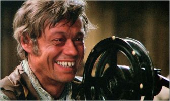 В фильме много суперцитат, но моя любимая по жизни, для поднятия духа в самых дурных ситуациях..."Билли, заряжай!"