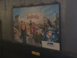 А в Италии на Маше помешаны.
Магазин в Монце и метро в Милане: